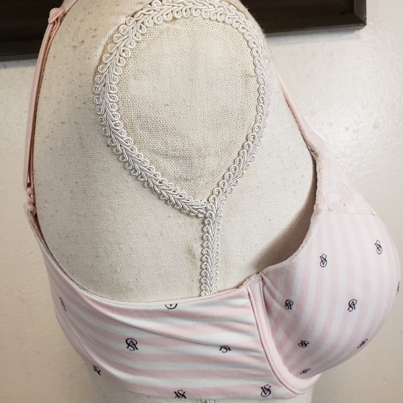 Victoria's Secret Body By Victoria Lined Perfect Coverage - Picture 6 of 8